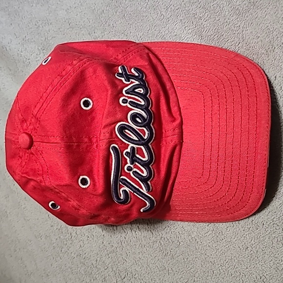 Titlest Hat - Picture 1 of 6